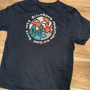 Billabong Adventure Division Mens Medium Short Sleeve Black Puffy Text *Stained